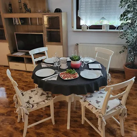 Dinosaurier-appartment - Event-zimmer Fuer Dinosaurier-fans
